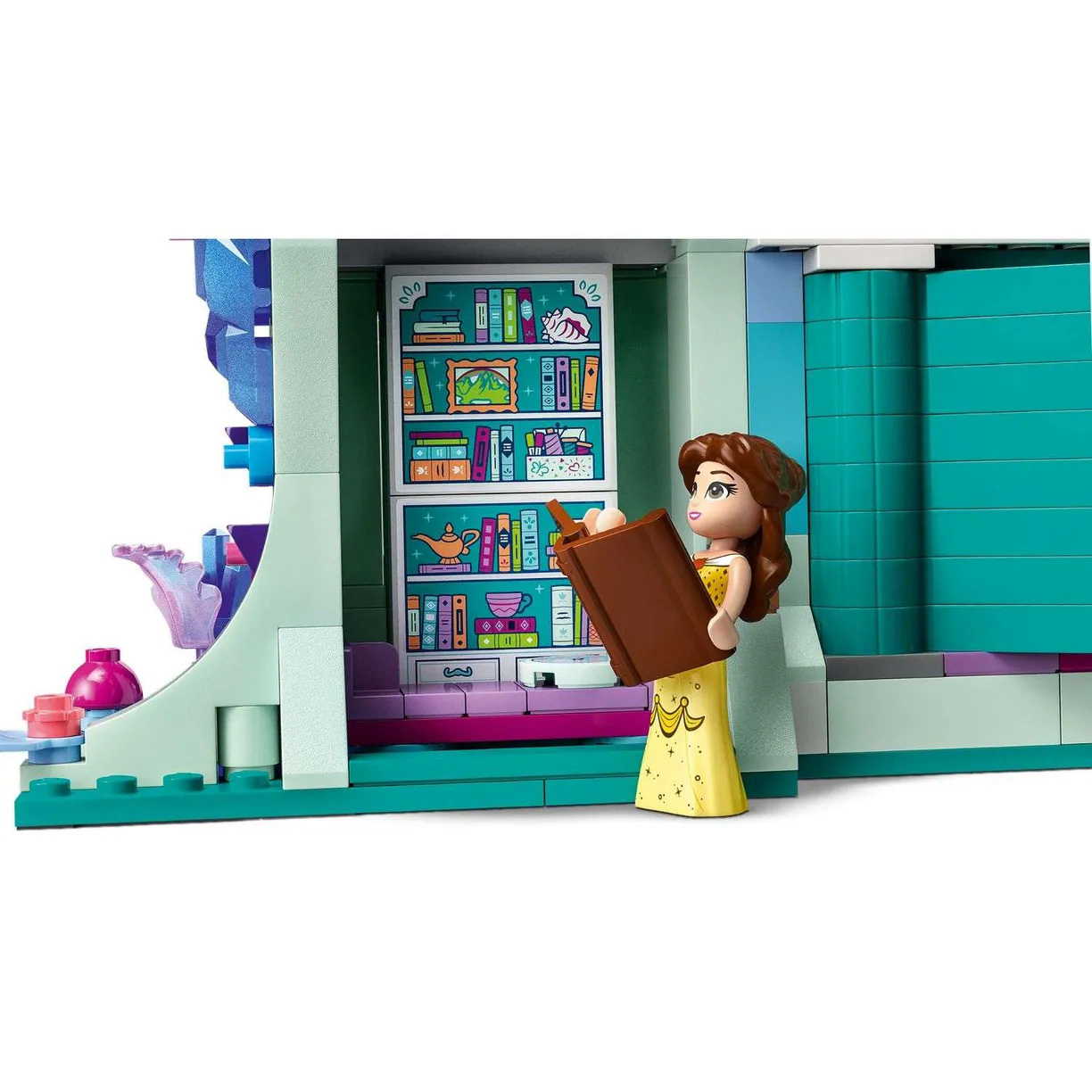 Конструктор LEGO Disney Сlassic The Enchanted Treehouse 43215